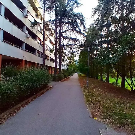 Parkwest Arena Lux *