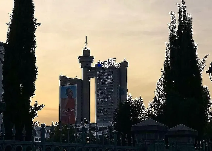 Parkwest Arena Lux Apartmán